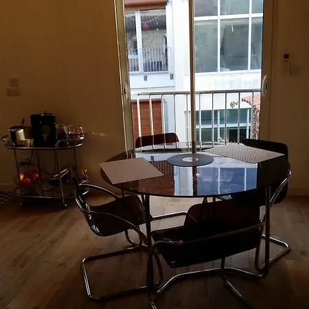 Beau Centre Apartment *